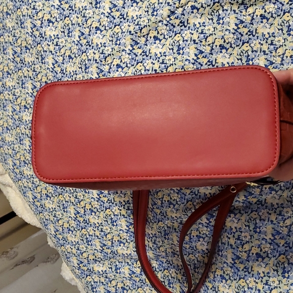 Anne Klein Red Small Tote🎉🎉HP🎉🎉 - Picture 5 of 15